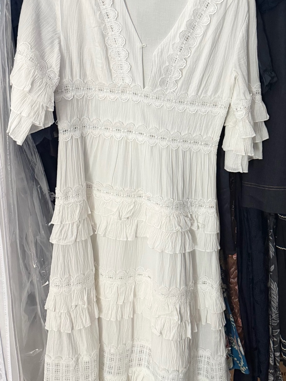 AQUA Bloomingdale’s White Lace Ruffle Midi Dress Size S
